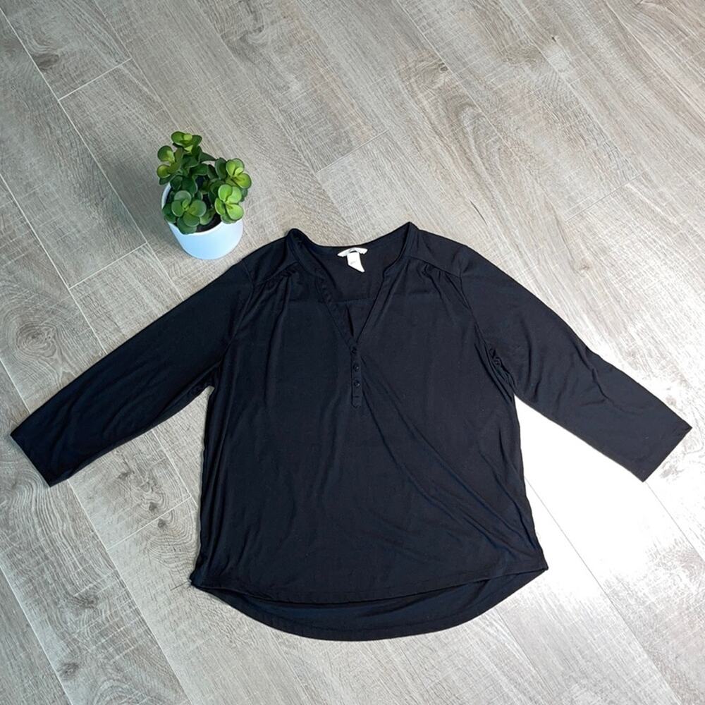 H&M Black Long Sleeve Quarter Button Down Top Women’s